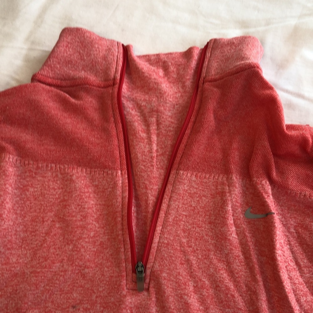 Nike 1/4 zip top - Picture 5 of 11